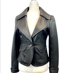Tanners Avenue women’s black leather jacket